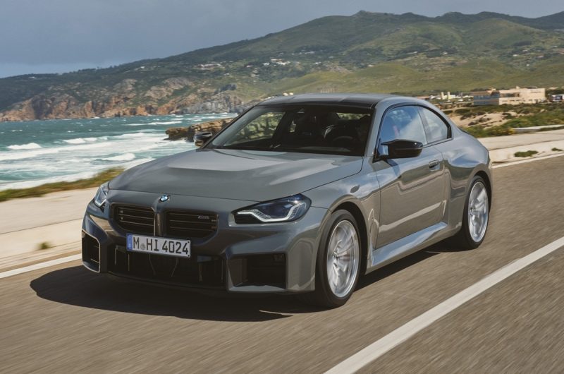 BMW 2 series Coupe и спорткар M2 получили обновки к следующему модельному году