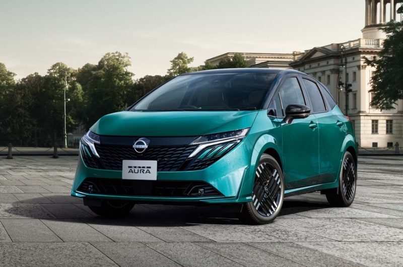 Роскошный Nissan Note Aura получил особые версии после рестайлинга