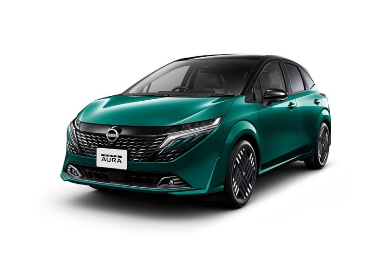 Роскошный Nissan Note Aura получил особые версии после рестайлинга