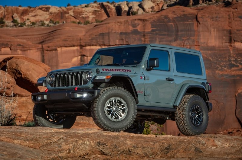 Jeep Wrangler получил обновки к 2025 модельному году: изменения коснулись техники