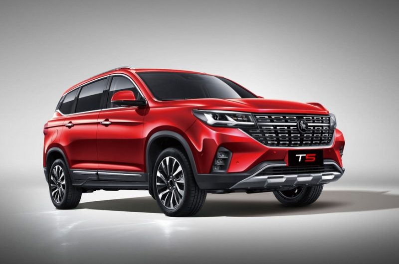 Кроссовер Forthing T5 от Dongfeng выходит на российский рынок