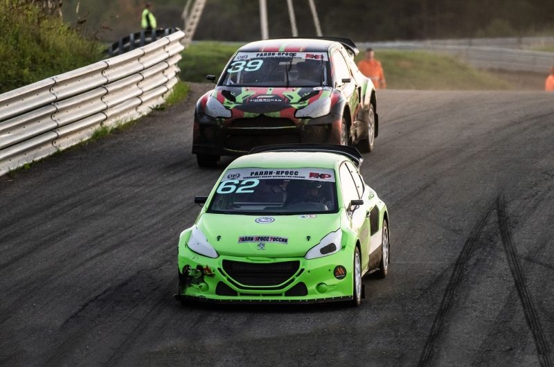 Ралли-кросс на автодроме «Высокая гора»: битва за лидерство в самом разгаре!