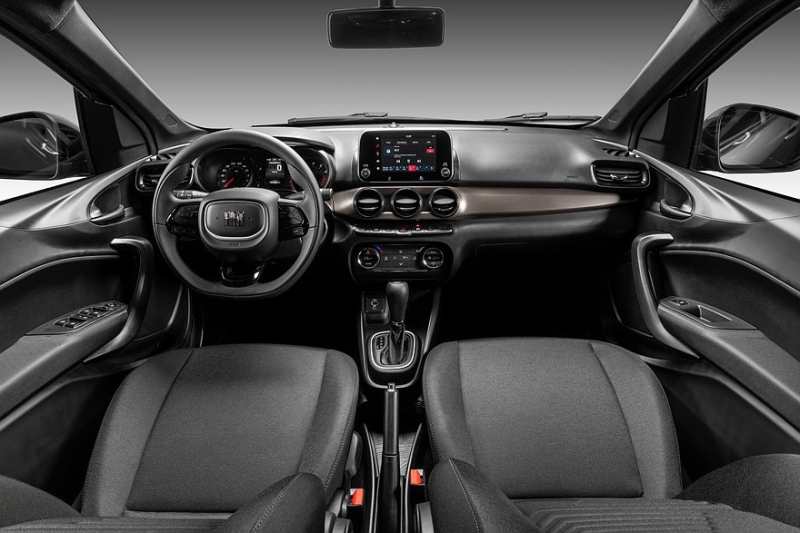 Обновлённый хэтчбек Fiat Argo: меньше изменений, чем у седана Cronos