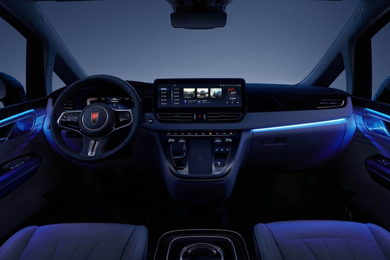Роскошный минивэн Hongqi HQ9 снова доступен в России: комплектации и цены