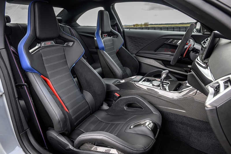 Новый облегчённый BMW M2 CS: 530 «лошадей» на 1700 кг массы и только задний привод