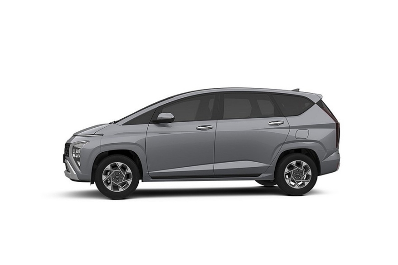 Компактвэн Hyundai Stargazer сменит имидж после рестайлинга: официальные изображения