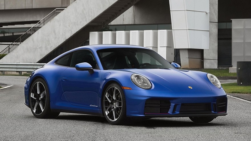 Porsche подготовила юбилейную спецверсию 911 Club Coupe для избранных