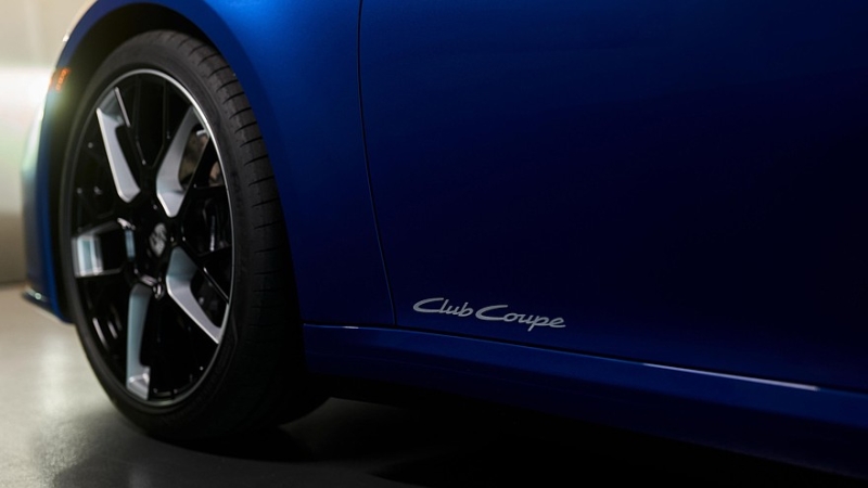 Porsche подготовила юбилейную спецверсию 911 Club Coupe для избранных