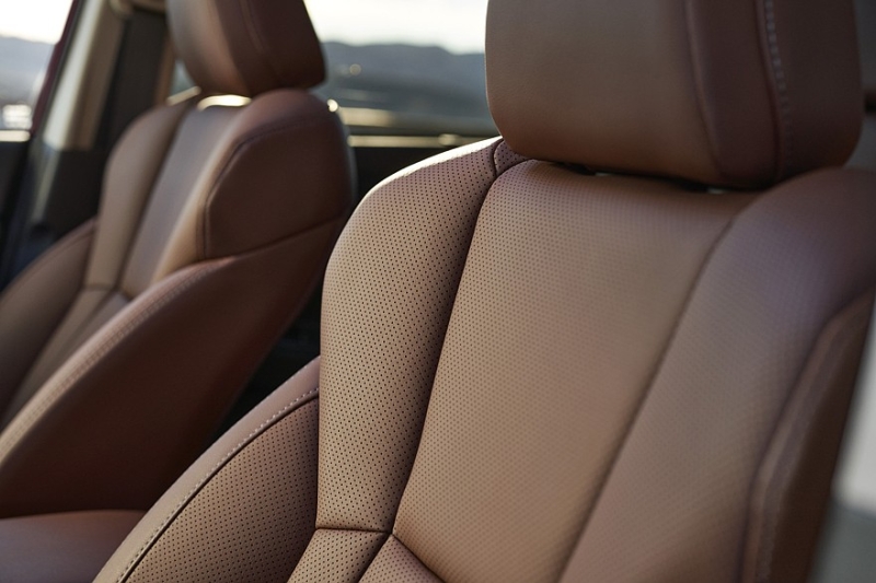 Теряющему покупателей Subaru Ascent пересмотрели список комплектаций и изменили декор