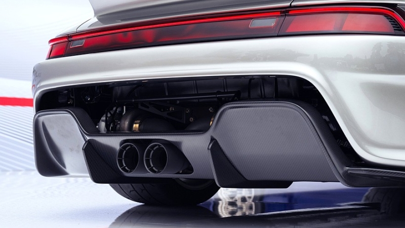 Gunther Werks F-26: «узкоглазый» 1000-сильный рестомод по мотивам Porsche 935