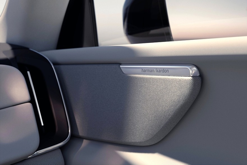 Новый Volvo XC70 оказался слишком дорогим для Китая, поэтому станет глобальным