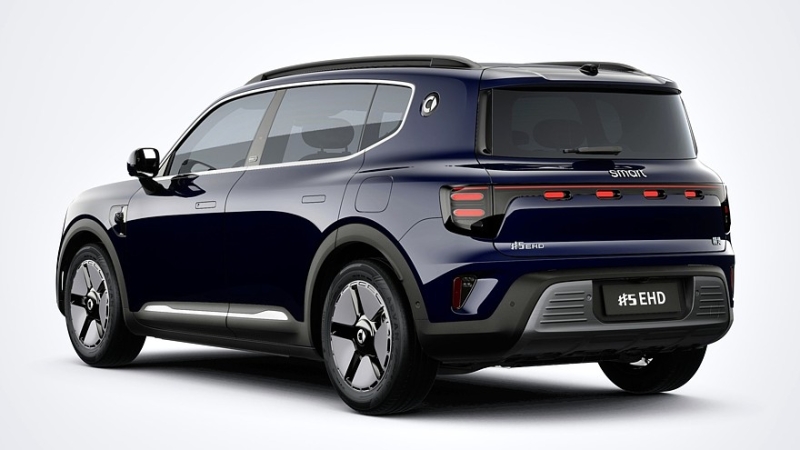 Smart #5 стал гибридом, так как чисто электрические версии плохо продаются