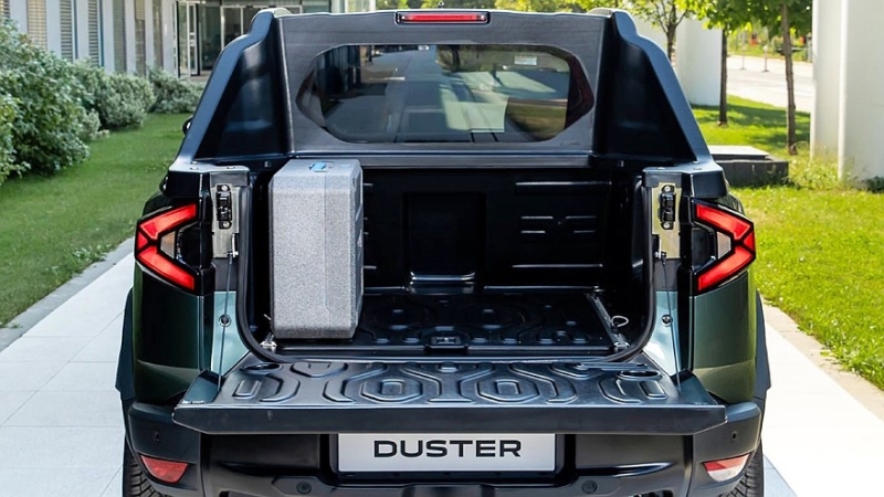 Без бразильского размаха: Dacia Duster превратился в куцый пикап с двухрядной кабиной