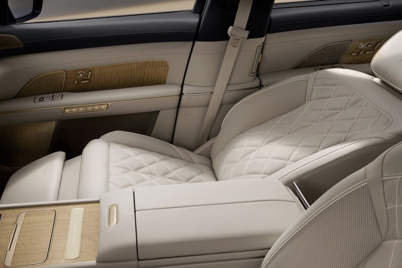 Флагманский кроссовер Nio ES8 нового поколения поступил в продажу: мощнее и дешевле