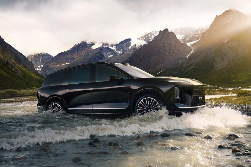 Флагманский кроссовер Nio ES8 нового поколения поступил в продажу: мощнее и дешевле