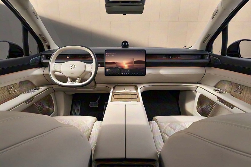 Флагманский кроссовер Nio ES8 нового поколения поступил в продажу: мощнее и дешевле