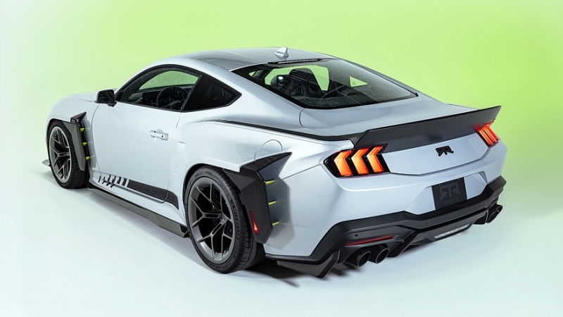 Ford Mustang RTR Spec 5: карбоновый обвес в стиле киберпанк, 882 л.с., можно выбрать МКП