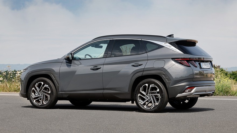 Hyundai Tucson готовится сменить поколение: первые изображения