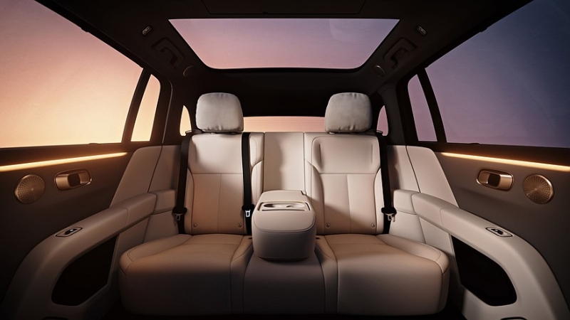 Кроссовер Li i6 появился в продаже в Китае пока что в единственной версии