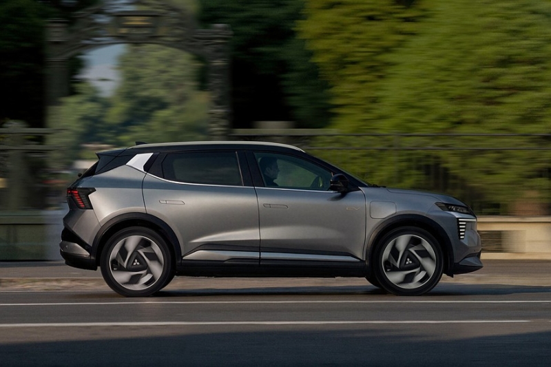 Новый Mitsubishi Eclipse Cross на базе Renault стартует с топовой начинкой