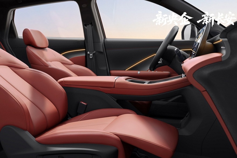 Объявленный новым поколением Changan CS55 Plus показался на свежих фирменных фото