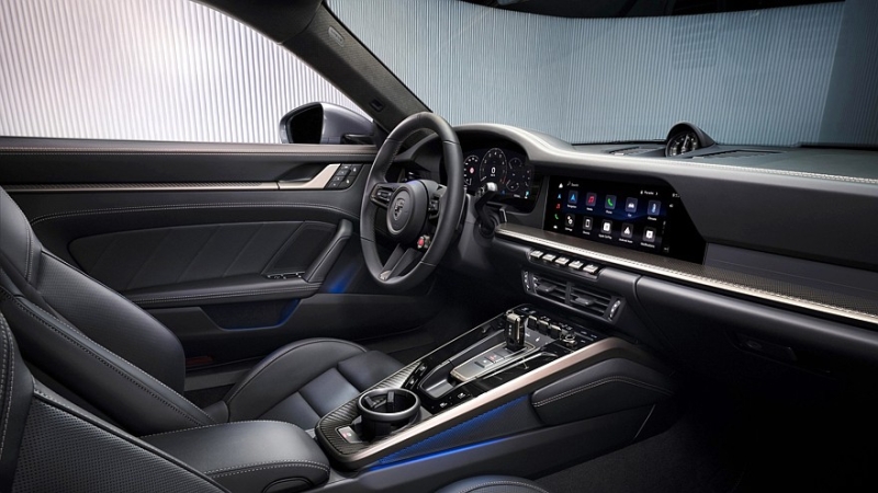 Обновлённый Porsche 911 Turbo S: гибридные 711 л.с., масса 1740 кг и 2,5 с до «сотни»