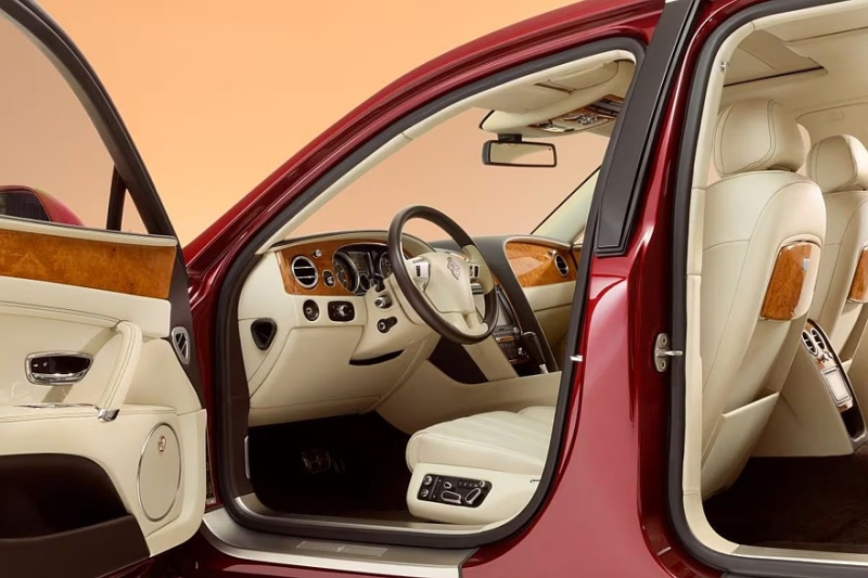 Packard Excellence: помпезный седан на базе старого Bentley Flying Spur