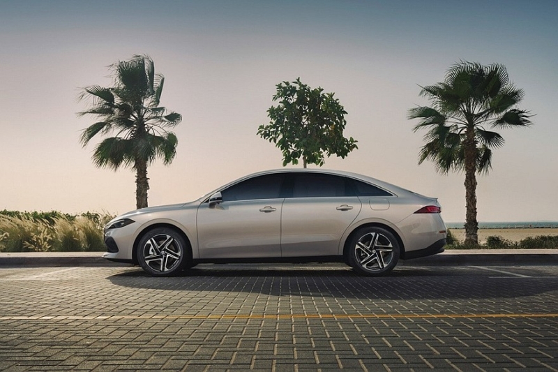 Представлен седан MG 8: очередной клон, причём не первой свежести