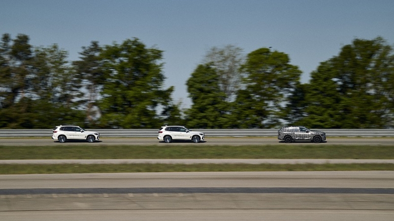 У грядущего кроссовера BMW X5 нового поколения будет пять вариантов «начинки»