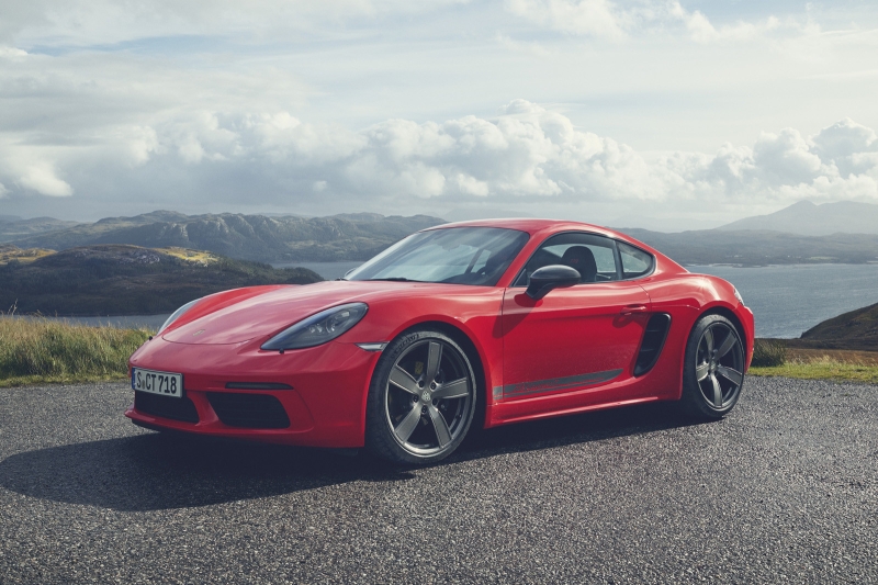 У нового Porsche 718 всё-таки будут двигатели внутреннего сгорания