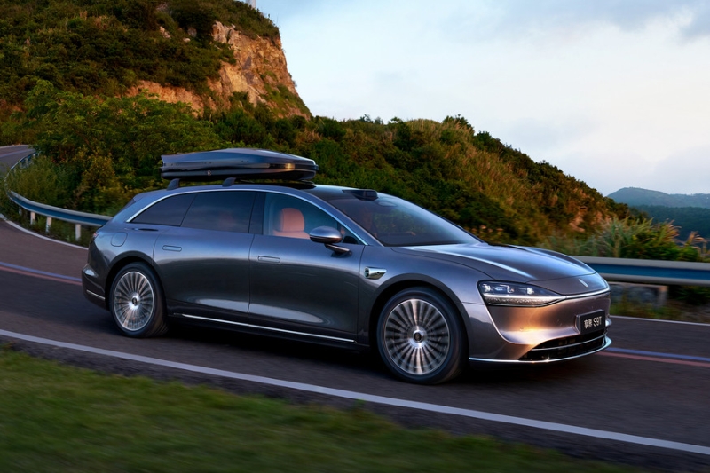 Универсал Stelato S9T от Huawei и BAIC: несколько вариантов начинки, есть полный привод