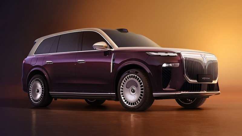 Voyah рассекретила официальное имя кроссовера и начала принимать заказы на седан Passion L