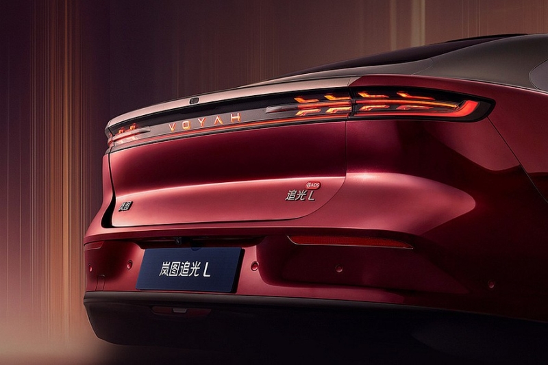 Voyah рассекретила официальное имя кроссовера и начала принимать заказы на седан Passion L