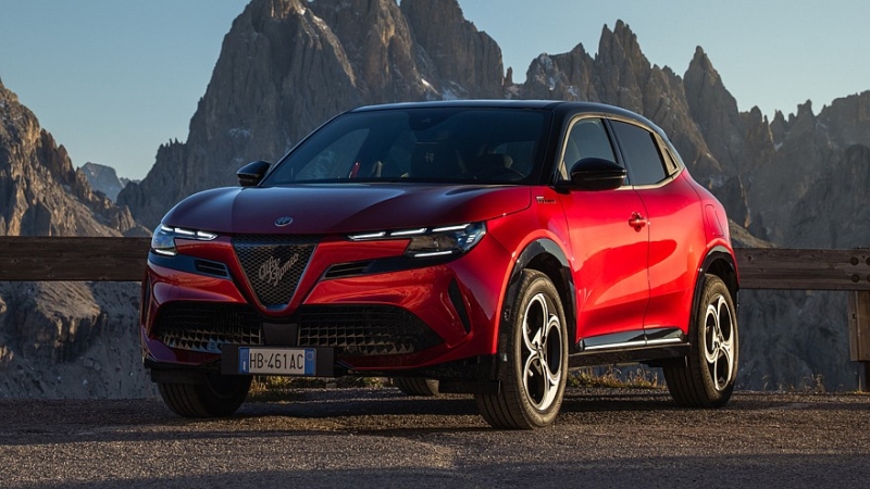 Alfa Romeo Junior обзавёлся «подогретой» версией Sport Speciale