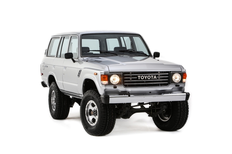 Больше мощности для классика: Toyota снабдила Land Cruiser J60 современным V6