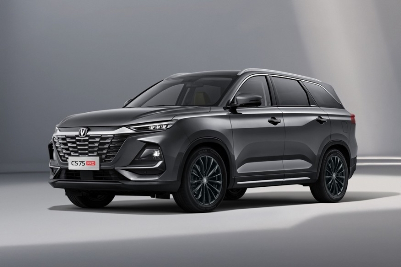 Changan CS75 Pro, бывший «престижный» Oshan, получил новый салон и более мощный мотор