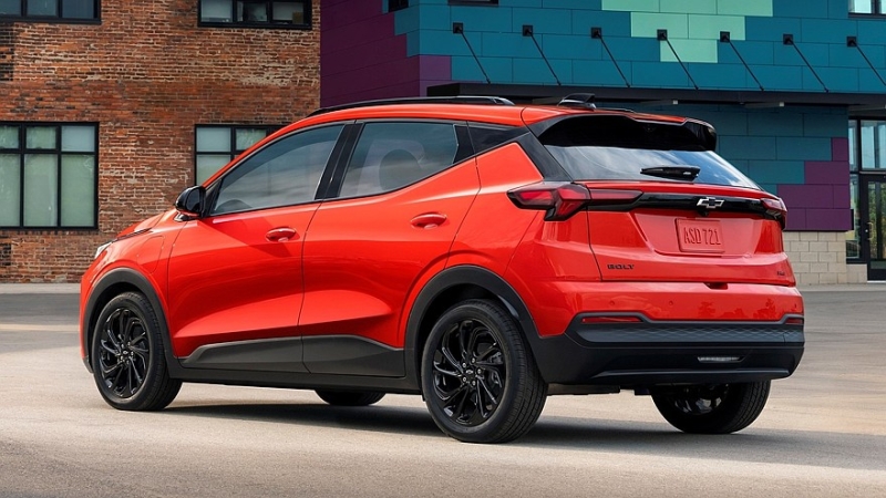 Chevrolet Bolt вернулся: только кроссовер, освежённый дизайн, новое «железо»