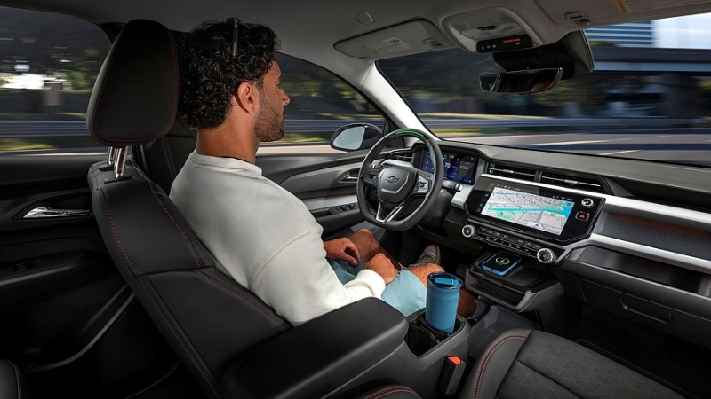 Chevrolet Bolt вернулся: только кроссовер, освежённый дизайн, новое «железо»