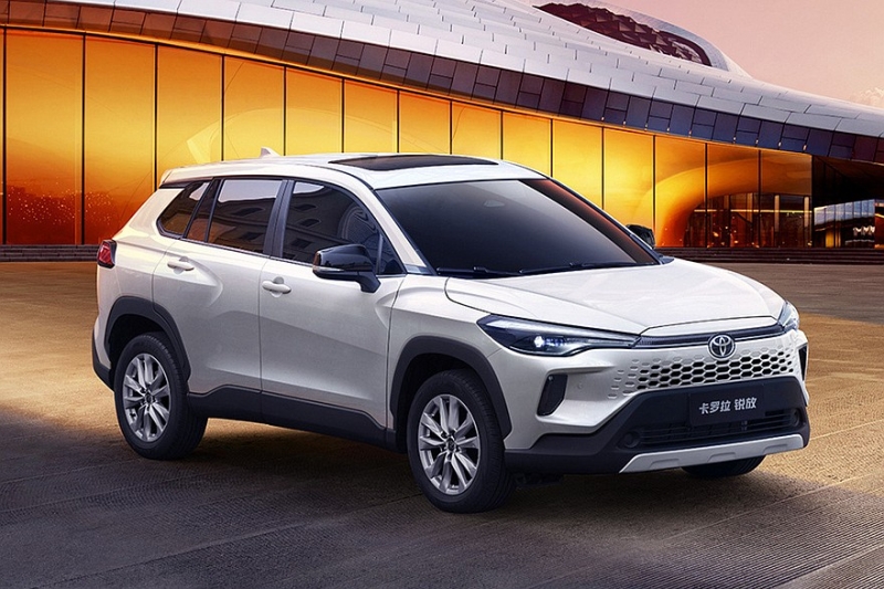 Ещё один паркетник Toyota Corolla Cross: смесь нового со старым