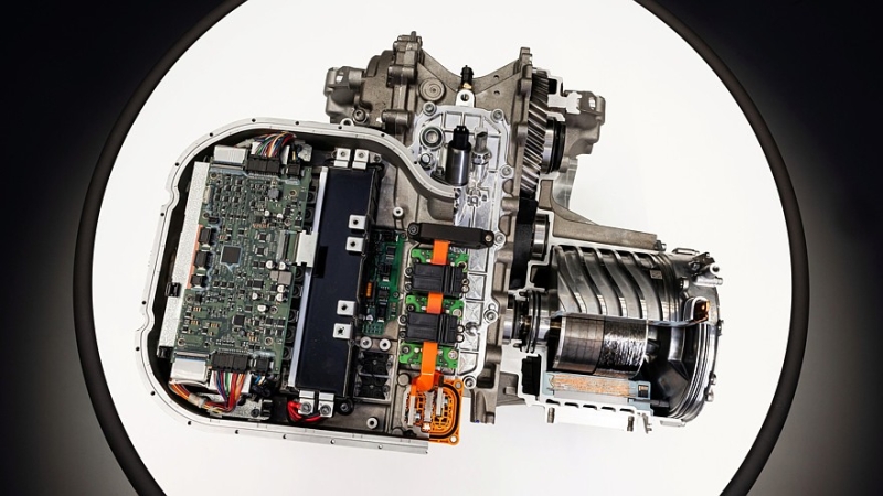 Ferrari показала платформу первого электромобиля: цифры воображения не поражают