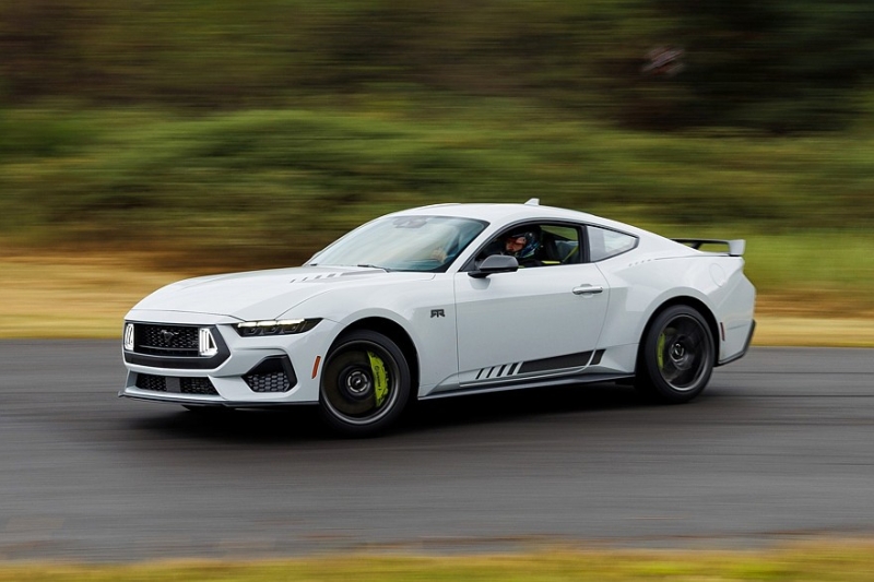 Ford Mustang RTR: долгожданный заводской дрифт-кар для молодых и дерзких