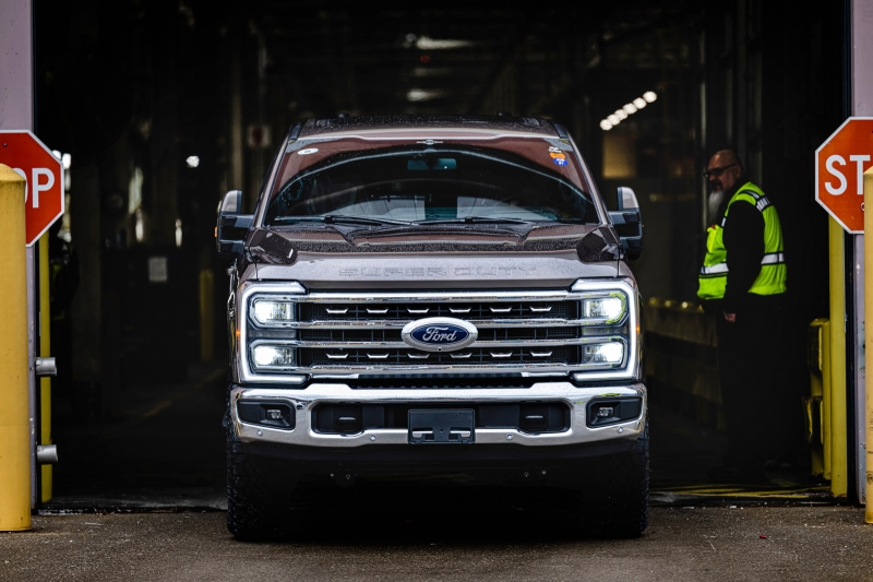 Ford наращивает производство пикапов F-150 и Super Duty, а выпуск Lightning будет на паузе