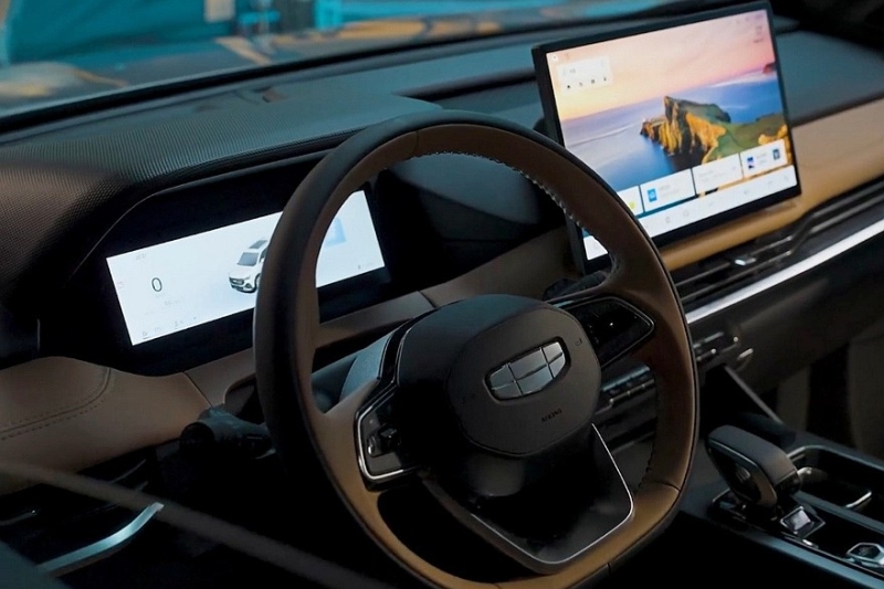 Geely полностью раскрыла дизайн обновлённого кроссовера Okavango