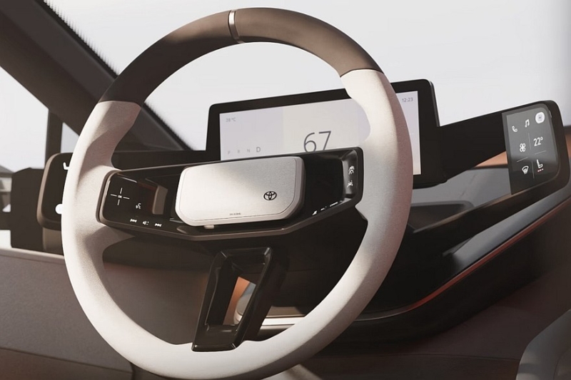 Главные премьеры Toyota: кросс-купе Century и новая Corolla