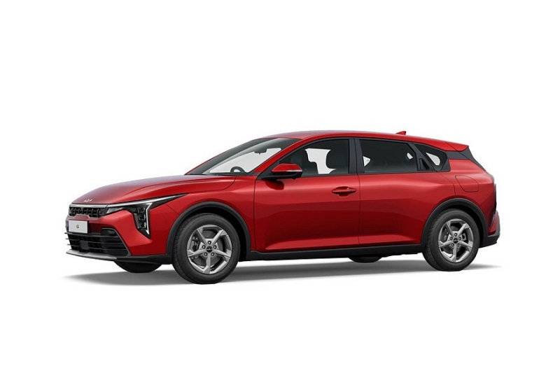 Хэтчбек Kia K4 на замену Ceed: показана стандартная версия