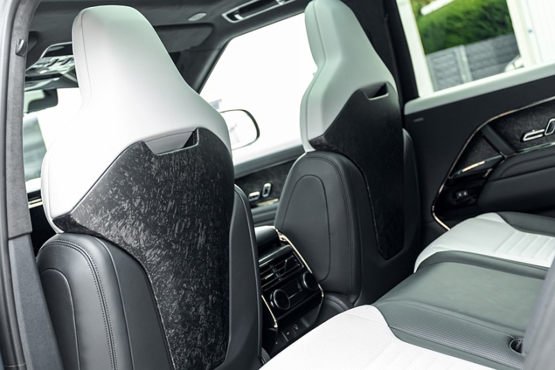 Manhart SV 800: больше мощности для упакованного в карбон Range Rover Sport SV