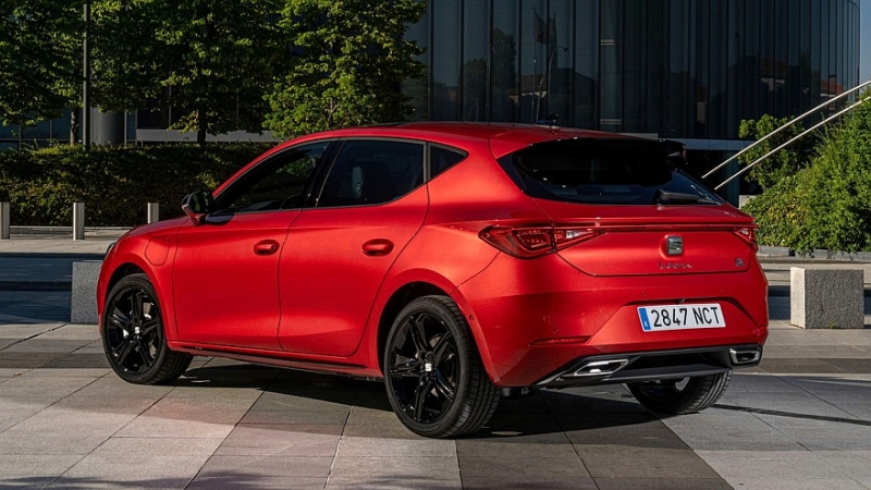 Нынешнему Seat Leon продлили жизнь: в 2029 году его ждёт большое обновление