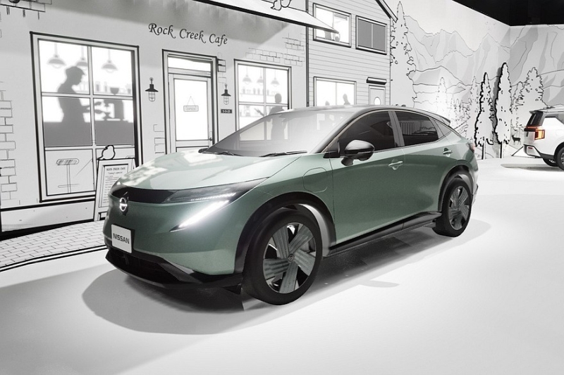 Обновлённый кроссовер Nissan Ariya показался на свежих кадрах