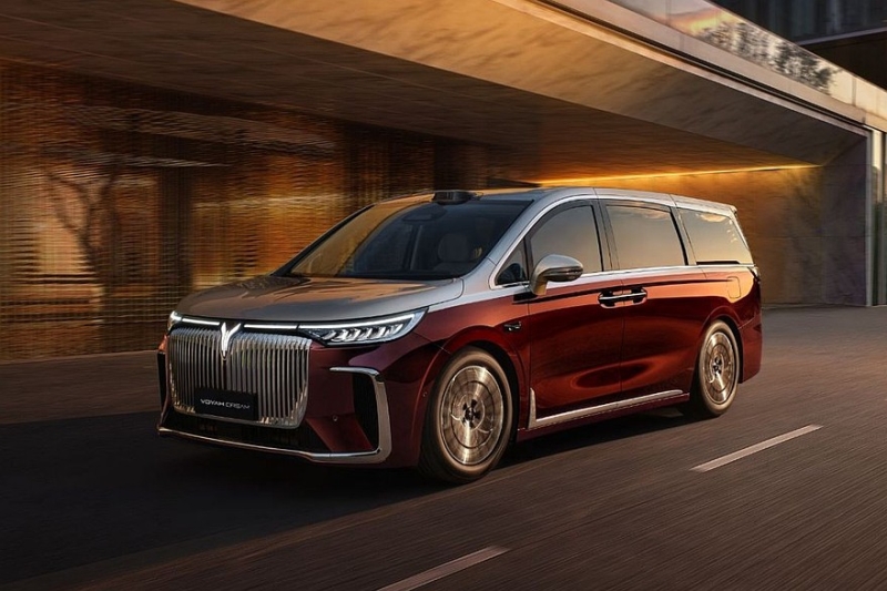 Обновлённый минивэн Voyah Dream едет в Россию: дополнение, а не замена