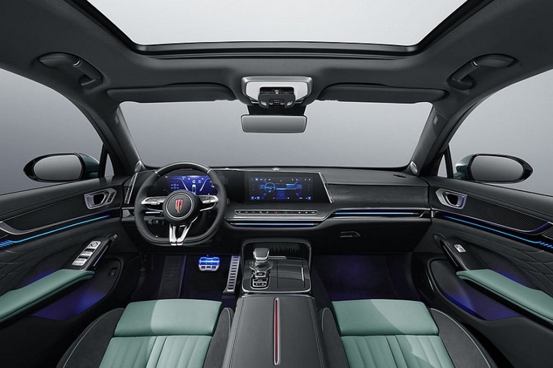 Обновлённый седан Hongqi H9 появился в России: V6 и полный привод